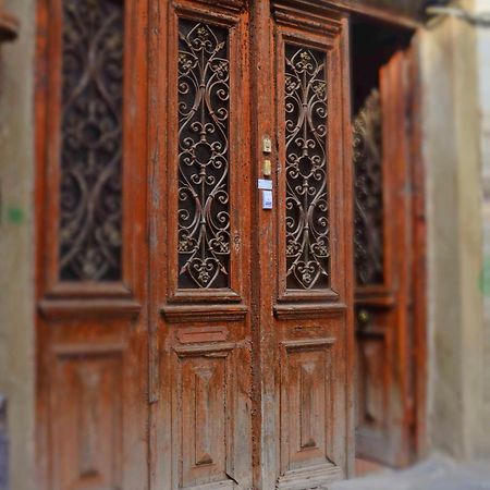 Nino'S Apartment In The Center Of Tbilisi Exterior foto